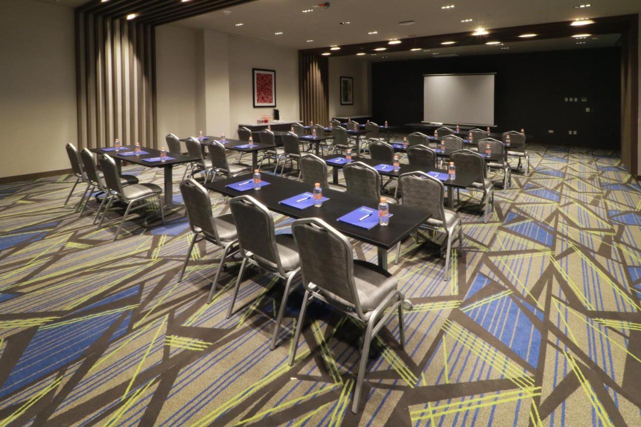 Holiday Inn Express - Monterrey - Fundidora By Ihg 외부 사진