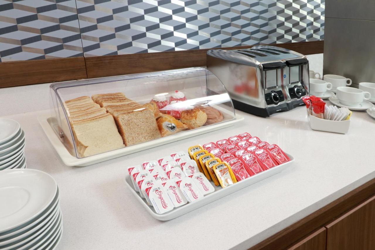 Holiday Inn Express - Monterrey - Fundidora By Ihg 외부 사진